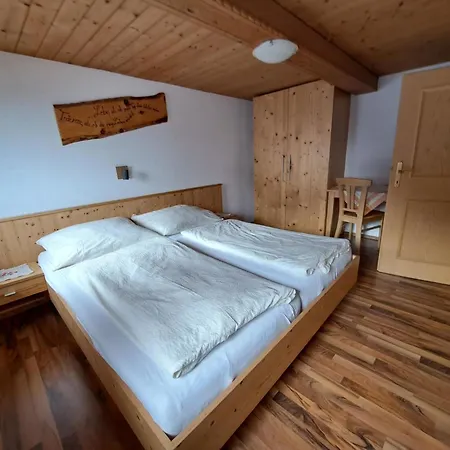 Pfundshof By Interhome * Хиппах